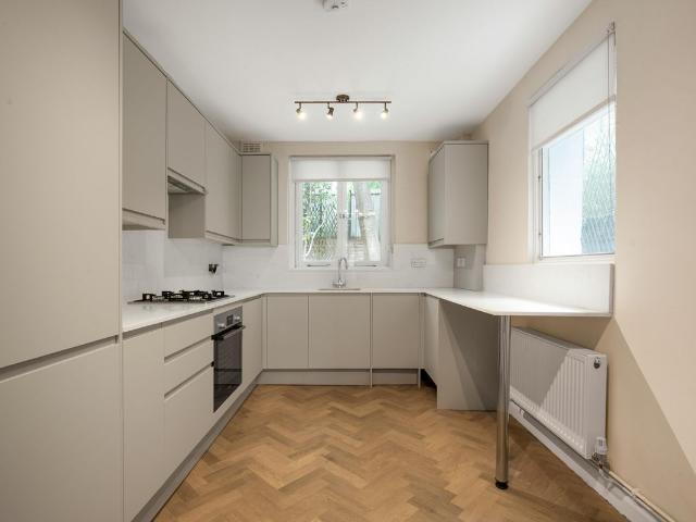 Finborough Road, London SW10, 2 bed maisonette to rent, £3,550 pcm | PrimeLocation