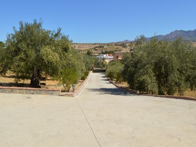 Finca · Alhaurín El Grande · Price:€1,800/Month