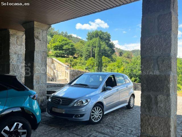 Finca con 2 viviendas independientes, 15.260 m² de terreno y 695 m² construidos