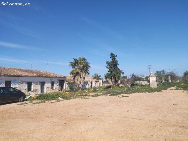 FINCA CON DOS VIVIENDAS Y ALMACEN EN LA MINA ALBUJON