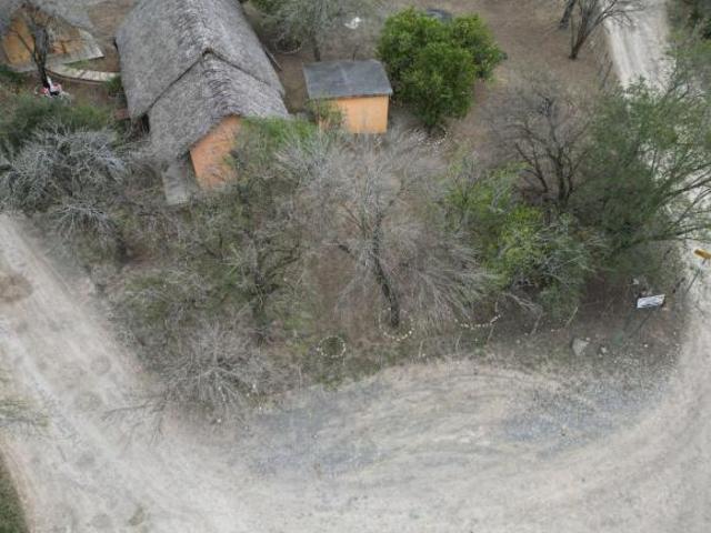 Finca con Pozo y Casa de Adobe: Tu Refugio Privado a 15 Min de Carretera Nacional
