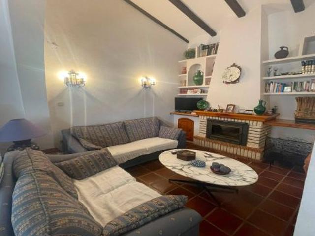 Finca con vivienda en San Pedro del Pinatar – Parcela de 30.000 m2 con piscina privada