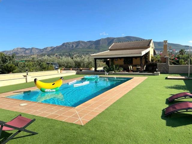Finca Cortijo in Alhaurín el Grande