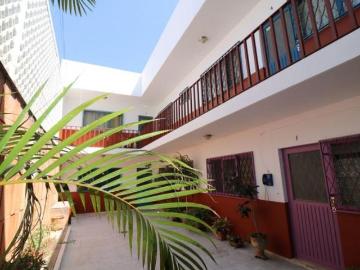 FINCA DE 5 DEPARTAMENTOS Y 2 LOCALES EN VENTA EN EL BARRIO DE ANALCO