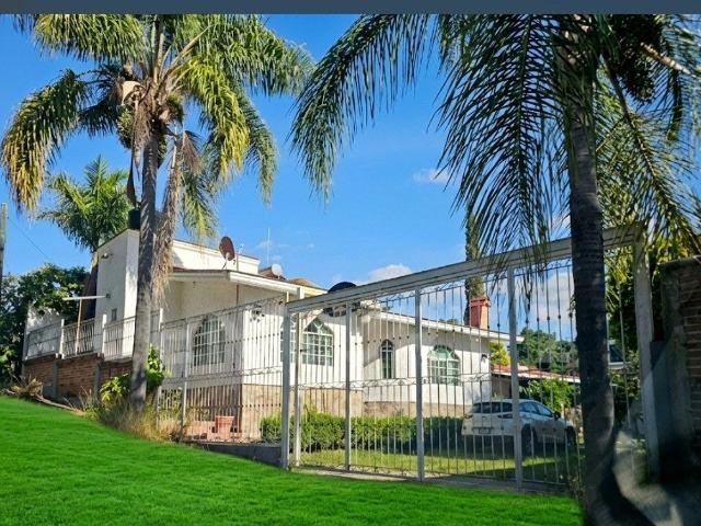 Finca de campo en venta o renta con terraza de eventos en el Arenal