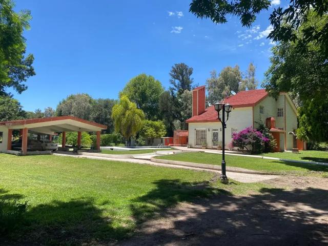 FINCA EN VENTA CON INVERNADERO