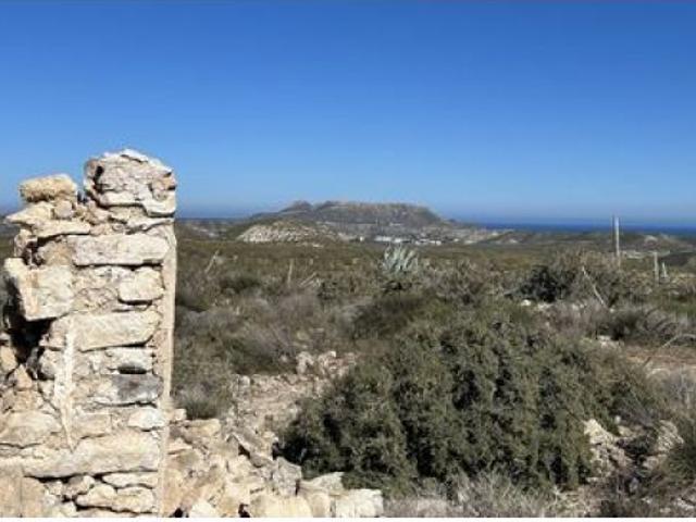 Finca en venta con vistas al mar y licencia de construcción en Agua Amarga, Cabo de Gata. XIDB T231
