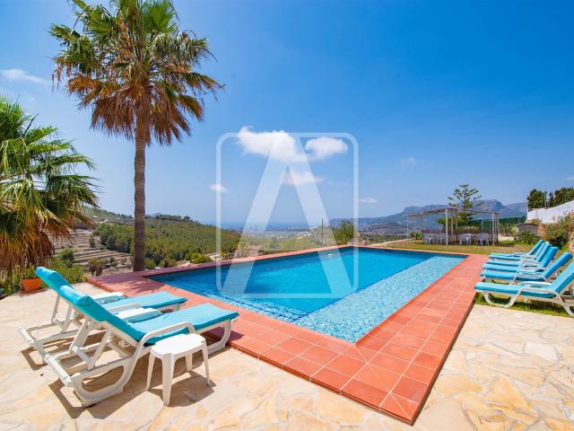 & 13 & 13 & 13 & 13 & 13 & 13 & 13 460m² Benissa