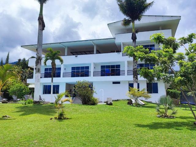 Finca En Venta En Darien En Lago Calima V319009
