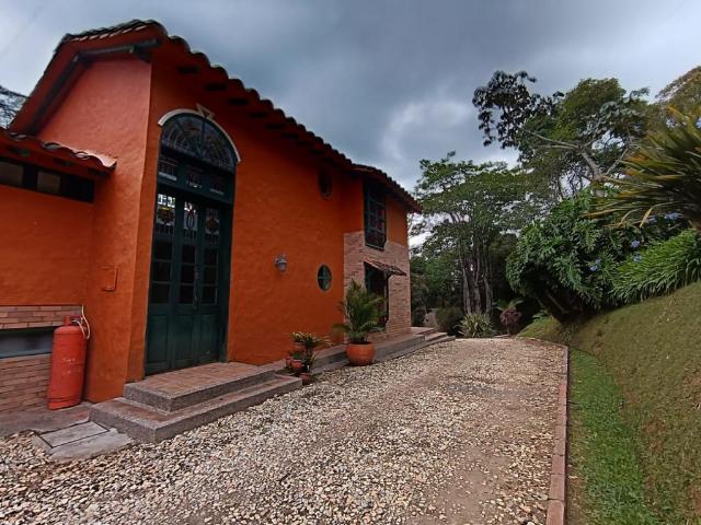 Finca En Venta En El Carmen De Viboral En Cerro Alto V228793