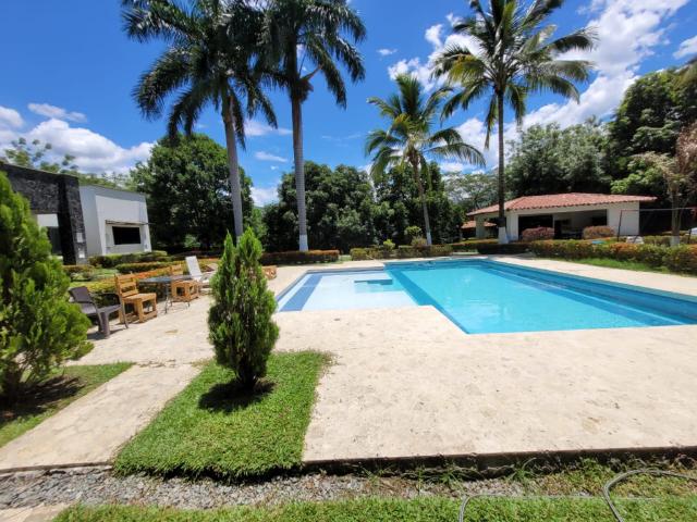 Finca En Venta En Santafe De Antioquia En Santa Fe De Antioquia V325398