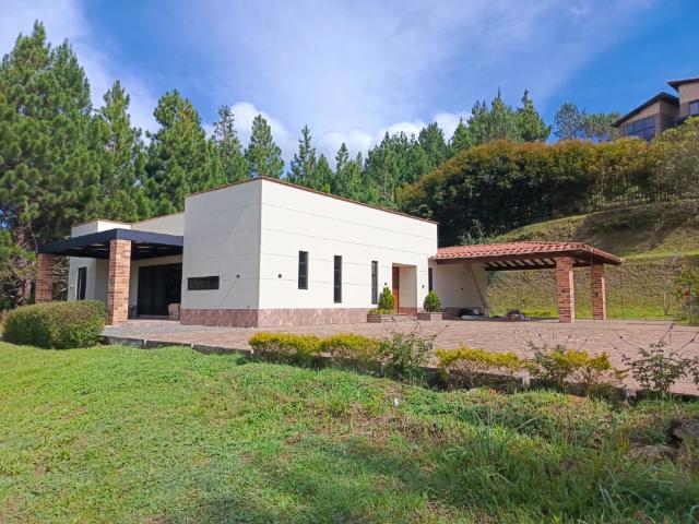 Finca En Venta En San Vicente En Via A Sanvicente Sector La Truchera V407047