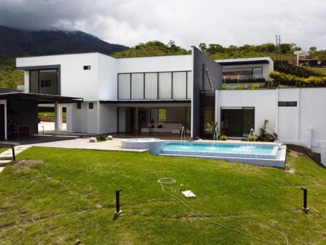 Finca En Arriendo En Calima En Lago Calima Club Nautico A277358