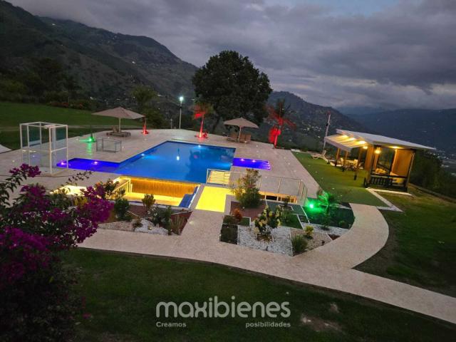 Finca En Arriendo En Copacabana En Vereda El Zarzal A337998