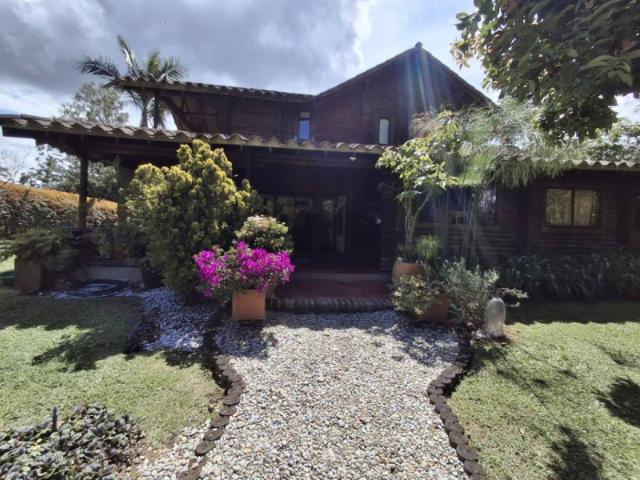 Finca En Arriendo En Rionegro En San Antonio A369639