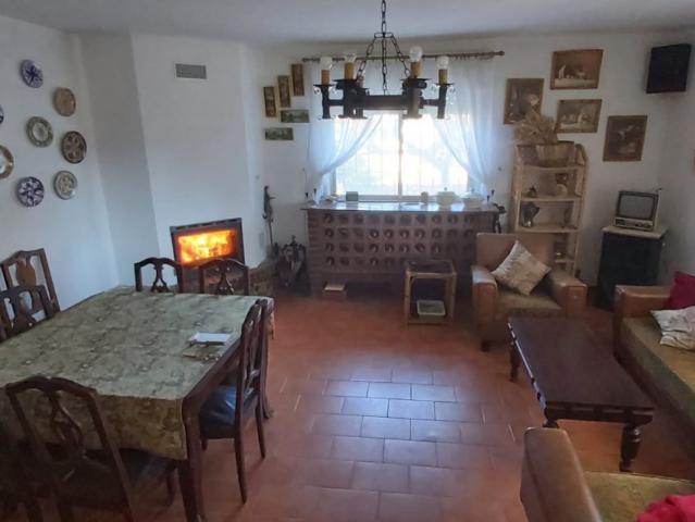 FINCA EN EL TARRAGOSO