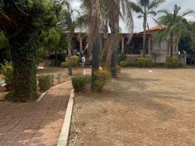 FINCA EN JOYA DE LA HUERTA EN 5000M2
