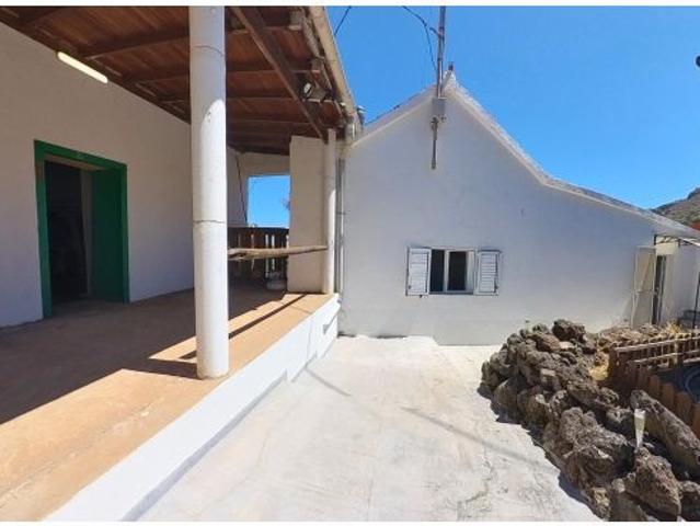 FINCA EN SAN MATEO Espacio, calma y aire puro: finca de 6900 m² con dos propiedades listas para disf