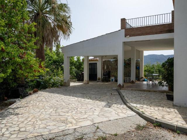 Finca maravillosa con casi 50.000 m2 de terreno, totalmente. 200m² Cártama