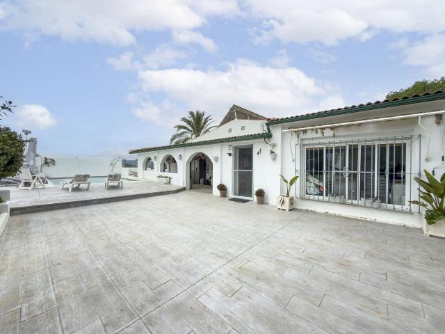Finca renovada impresionante en la frontera de Alhaurín / Cá. 248m² Cártama