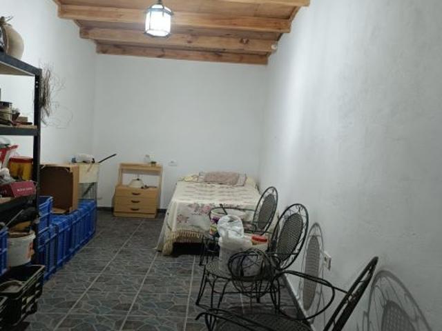 Finca Rural con Casa Cueva en Arico!
