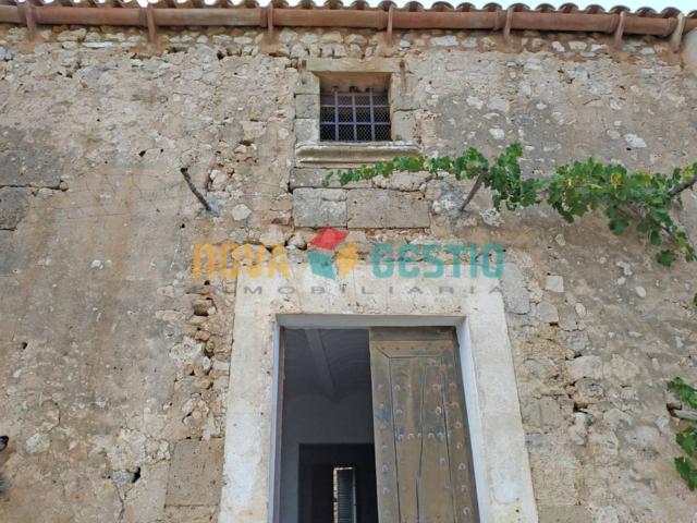 Finca rústica a reformar en venta en Manacor