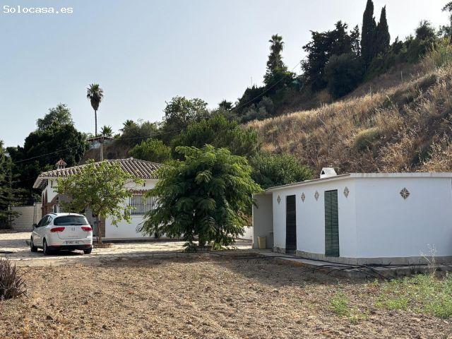 FINCA RÚSTICA CON 3.100 M2 DE PARCELA, VIVIENDA EN UNA PLANTA, CHIMENEA Y TOTAL PRIVACIDAD