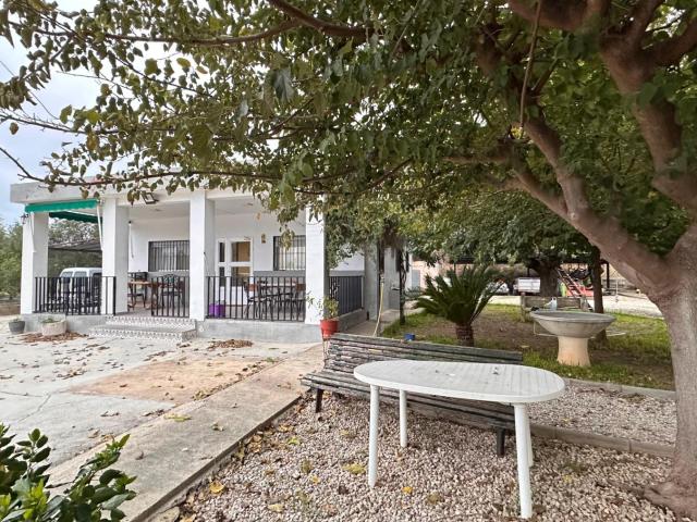 Chalet NO HIPOTECABLE a la venta en suelo rústico en La Garrofera Guadassuar – naturaleza, independencia y vistas de ensueño