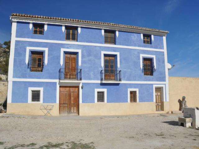 FINCA RUSTICA DE 30 HECTARIAS EN RELLEU