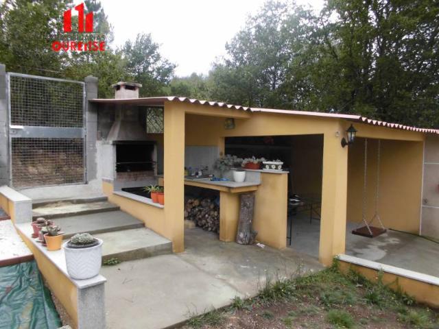 FINCA RUSTICA EN LA ZONA DE LA PEROXA PRÓXIMA A LA CIUDAD