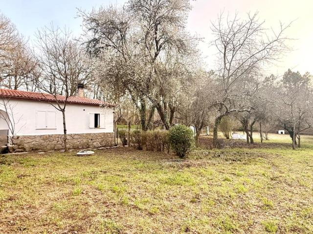 Finca Rústica en Sale: Tu Retiro Ideal a 15 minutos de la cuidad