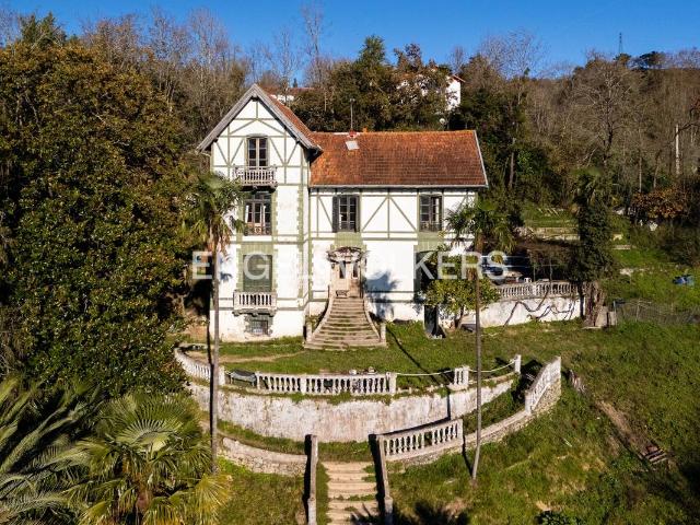 Casa chalet en Venta en Martutene