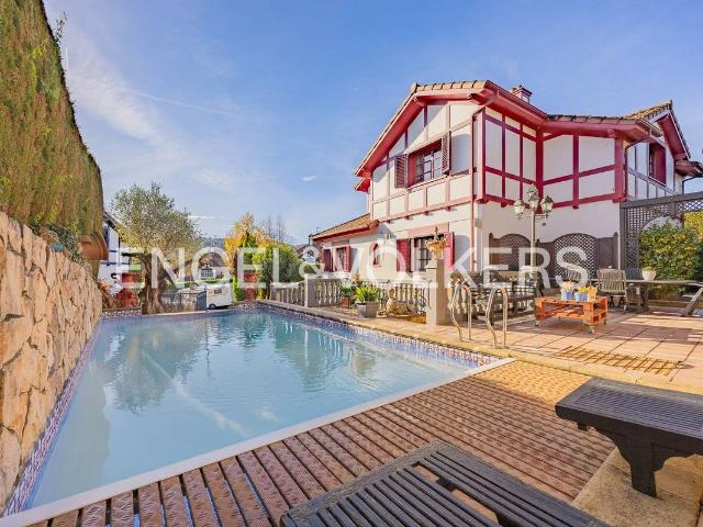 Casa chalet en Venta en Galdakao