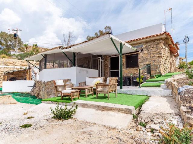 Casa chalet en Venta en Pueblo Acantilado Lanuza