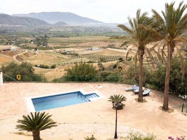 Finca/Casa Rural en alquiler en Cártama, Málaga