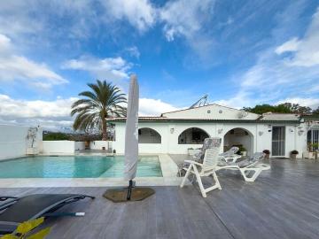 Finca/Casa Rural en venta en Cártama, Málaga