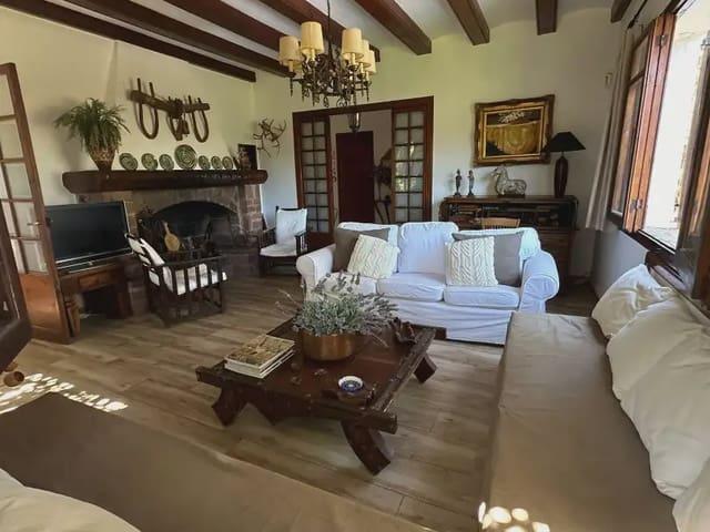 Finca/Casa Rural en venta en Castellví de Rosanes, Barcelona