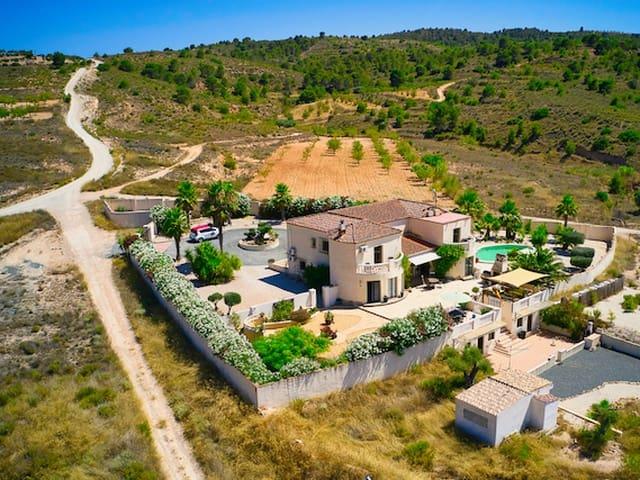 Finca/Casa Rural en venta en Barbarroja, Alicante