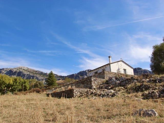 Finca/Casa Rural en venta en Benaocaz, Cádiz