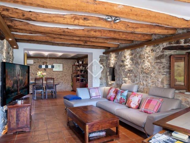 Finca/Casa Rural en venta en Lladó, Girona