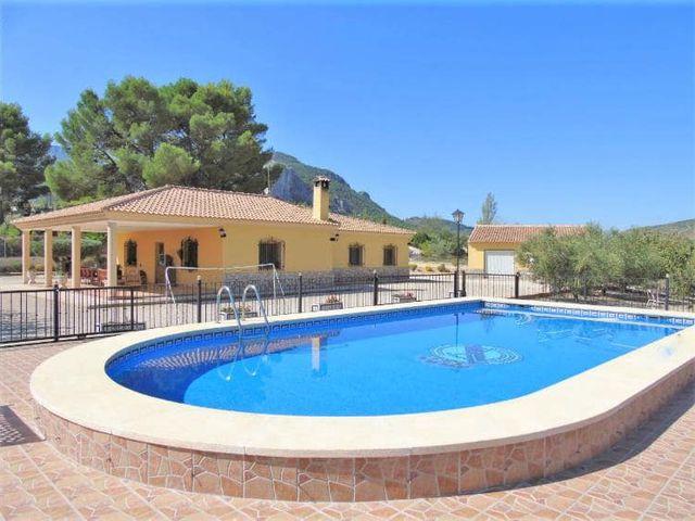 Finca/Casa Rural en venta en Muro de Alcoy, Alicante