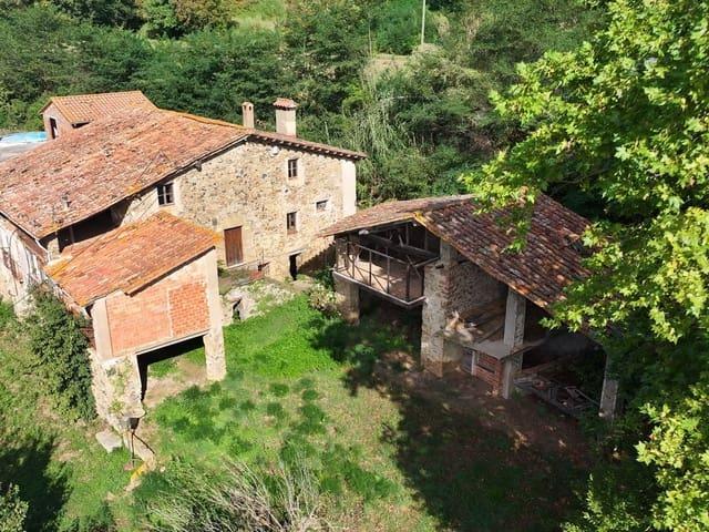 Finca/Casa Rural en venta en Santa Pau, Girona