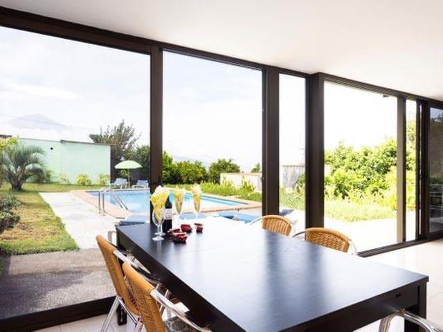 Finca/Casa Rural en venta en Santa Ursula, Tenerife