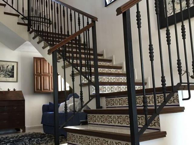 Finca/Casa Rural en venta en Pizarra, Málaga