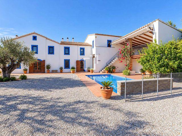 Finca/Casa Rural en venta en Torrelles de Foix, Barcelona