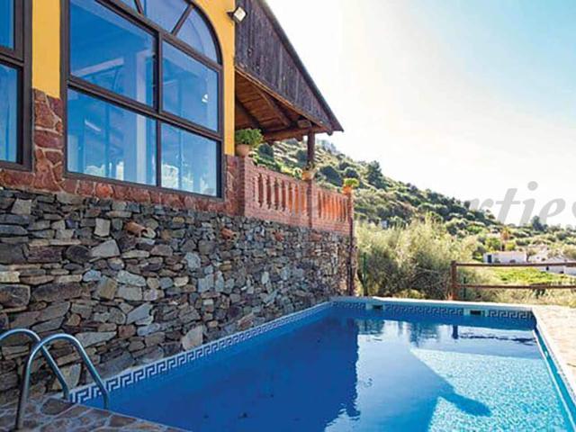 Finca/Country House for rent in Torrox, Málaga