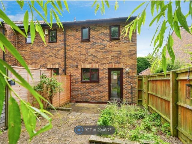 Finch Close, Oxford OX3, 1 bed terraced house to rent, £1,825 pcm | PrimeLocation