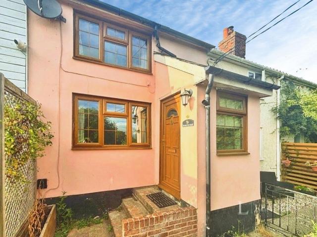 Finch Hill, Bulmer CO10, 2 bed property to rent, £1,150 pcm | PrimeLocation