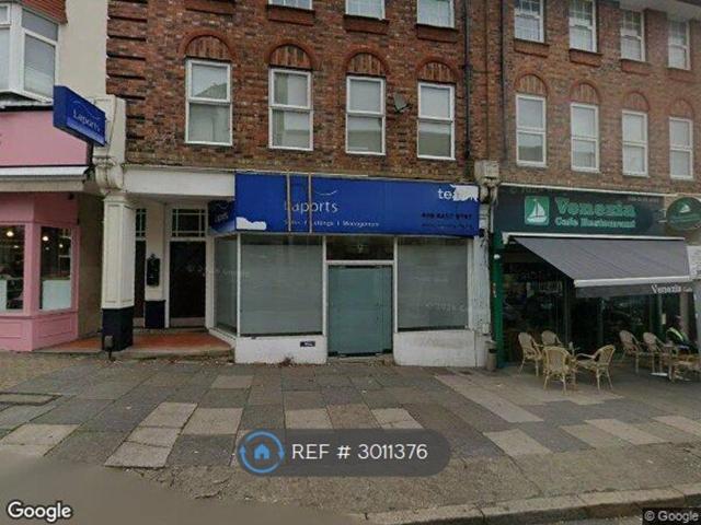 Finchley Lane, Hendon NW4, 3 bed flat to rent, £2,200 pcm | PrimeLocation