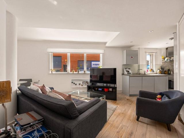 Finchley Road, Ostro House NW2, 1 bed flat to rent, £1,950 pcm | PrimeLocation